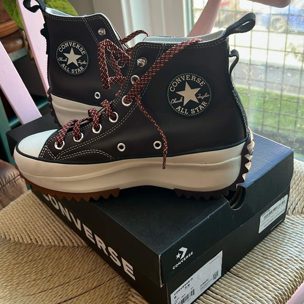 Converse run star hike platform brown leather women’s 7.5